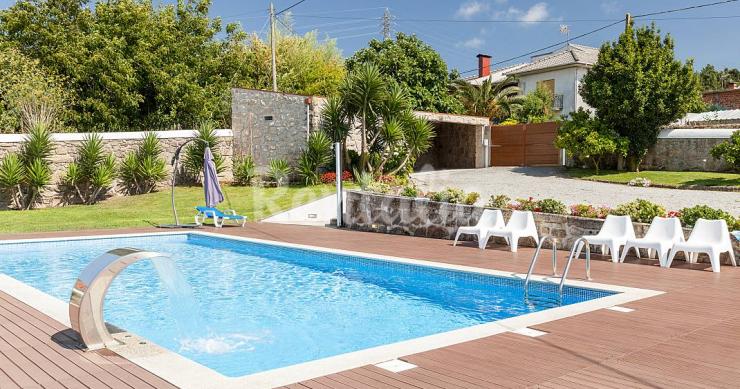 Casas de fim de semana: A beleza de uma casa de pedra com piscina em Esposende (fotos) 