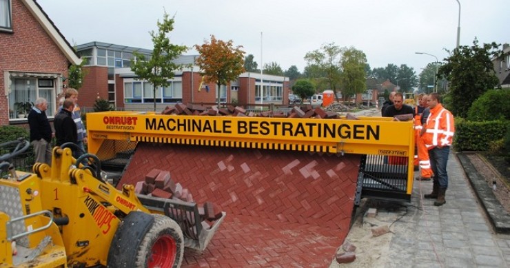 A impressora que faz ruas e calçadas em tempo recorde 