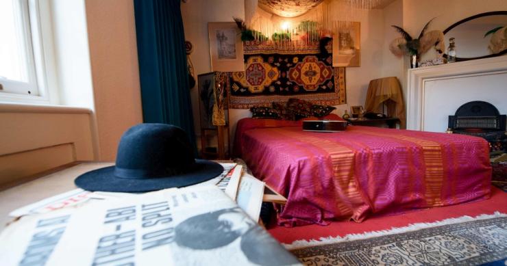 O quarto de Jimi Hendrix e Kathy Etchingham (Fotos: Público). O quarto de Jimi Hendrix e Kathy Etchingham (Fotos: Público).