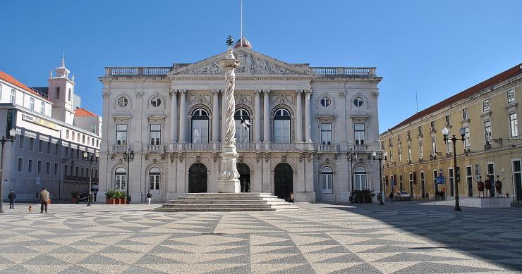 IMI familiar: Lisboa tem de cobrar imposto a casas mais caras 