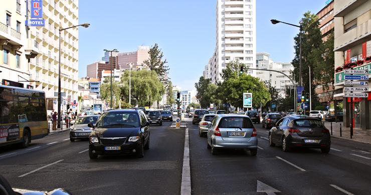 IUC passa a ser pago pelo dono do registo do carro e não pelo proprietário 