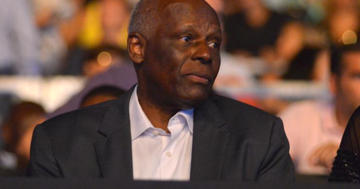 Presidente de Angola, José Eduardo dos Santos, enfrenta nova crise