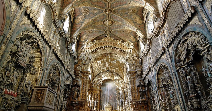 A Igreja de Santa Clara do Porto será um dos monumentos alvo de obras de reabilitação.