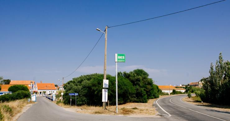 Ativos da Herdade da Compotra encontram-se arrestados pela Justiça (Foto: Diário Económico). Ativos da Herdade da Compotra encontram-se arrestados pela Justiça (Foto: Diário Económico).