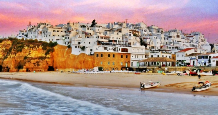 Preços das casas a recuperar em força no Algarve