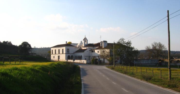Quinta do Paço de Valverde, em Évora, é um dos edifícios que vai ser entregue a privados Quinta do Paço de Valverde, em Évora, é um dos edifícios que vai ser entregue a privados