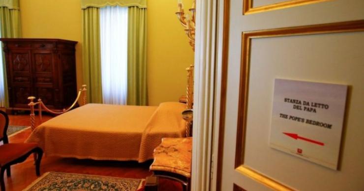 Passar férias "como Deus quer" no Palácio de Castel Gandolfo