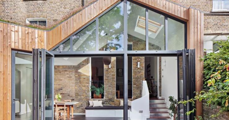 Casas de sonho: A mansão que aproveita ao máximo o último raio de sol de Londres