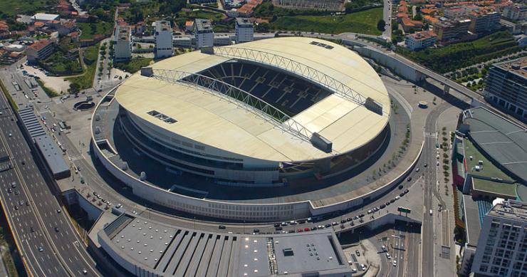 FC Porto acaba de pagar 125 milhões da construção do estádio