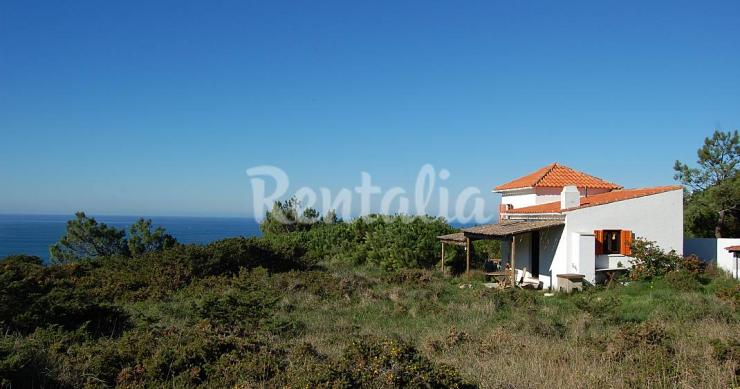 Casas de fim de semana: Um refúgio na serra com vista para o mar