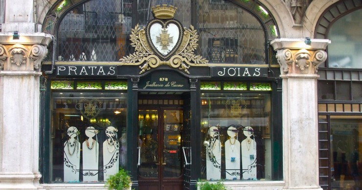 Dia quente no Parlamento: NRAU, obras em prédios arrendados e lojas históricas hoje em votação