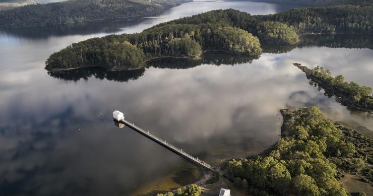 Pumphouse Point Hotel: Dormir numa antiga central hidroelétrica na ilha da Tasmânia 