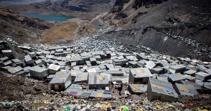 A difícil vida a 5.100 metros de altura: assim é La Rinconada, a cidade mais alta do mundo