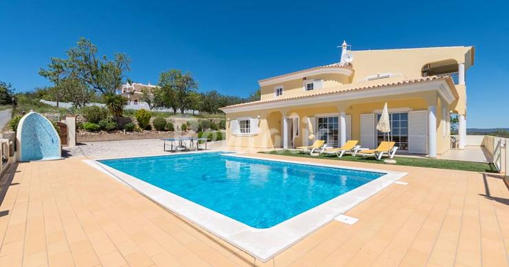 Casas de fim de semana: Um pequeno paraíso com tudo a que tens direito no Algarve