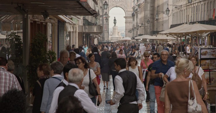 Turistas gastam 33 milhões de euros por dia em Portugal 