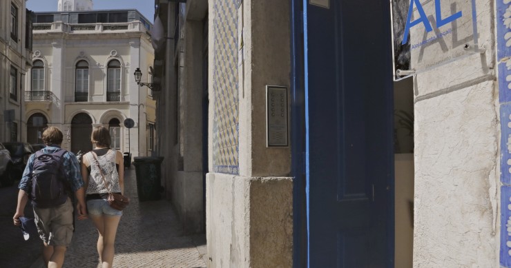 Casas para turistas: Governo pondera limitar Alojamento Local em Lisboa 