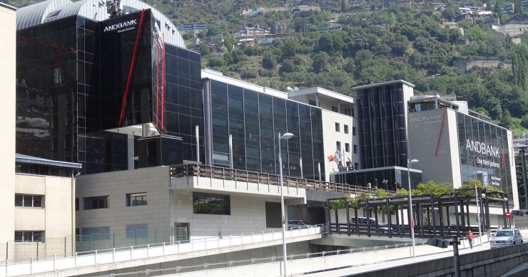 Banco espanhol cria veículo imobiliário para investir 50 milhões em Portugal