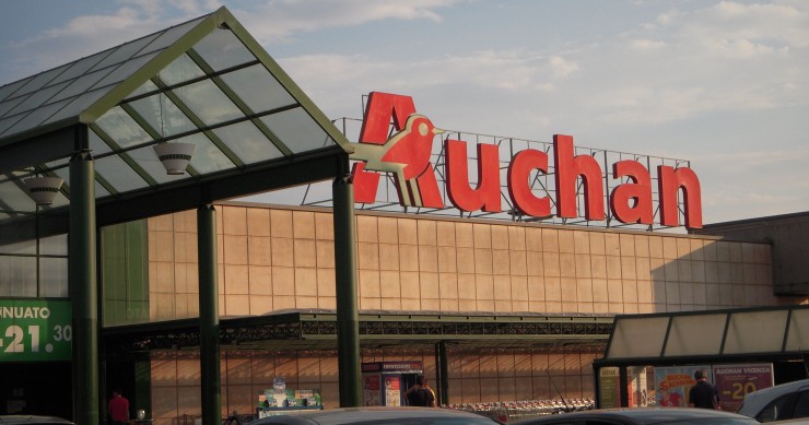 Grupo Auchan (dono do Jumbo) compra três centros comerciais em Portugal