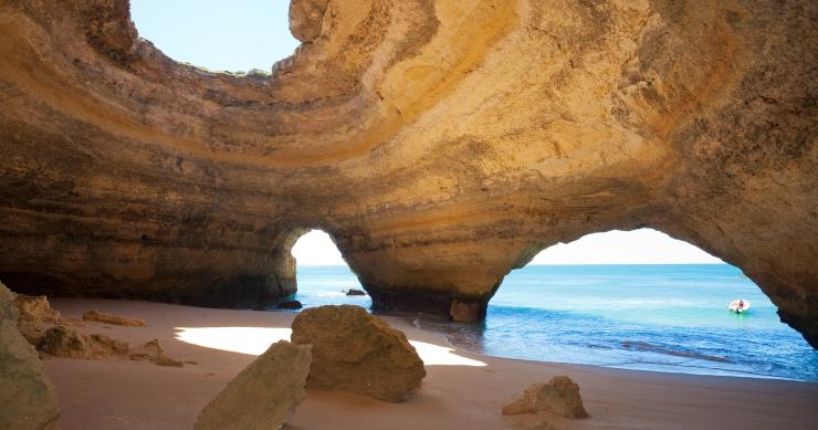 Já sabes para onde vais nas férias de verão? Oito em cada dez portugueses vão sair de casa