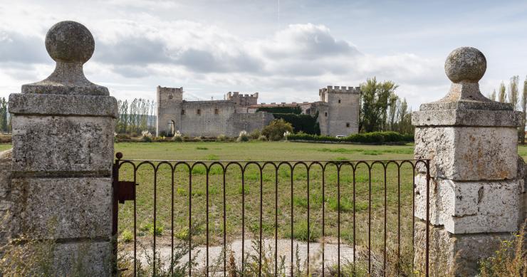 É um dos castelos em melhor estado de conservação de Espanha e está à venda por 2,2 milhões