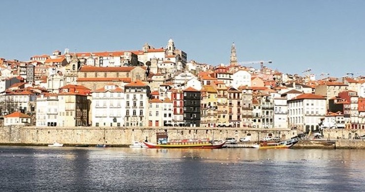 Il nuovo museo del vino di Porto è stato progettato dall'architetto più famoso della città / Camilo Rebelo