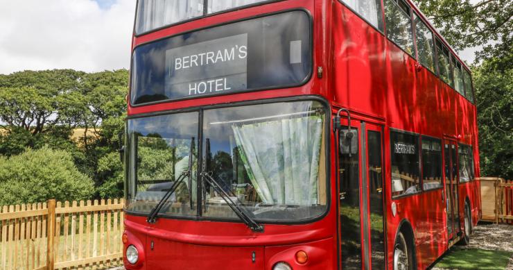 Este (curioso) hotel foi inspirado nos romances de Agatha Christie 