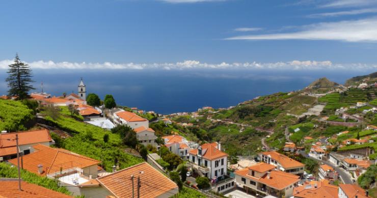 Funchal identifica 140 imóveis como devolutos e agrava IMI para dinamizar mercado
