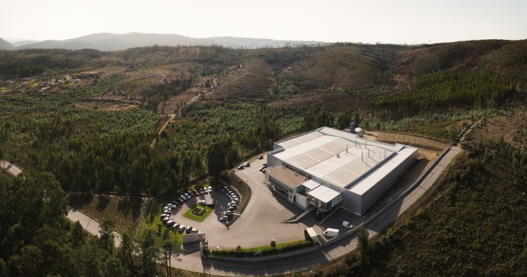 Empresa de mobiliário Jetclass investe 12 milhões na expansão da fábrica de Valongo