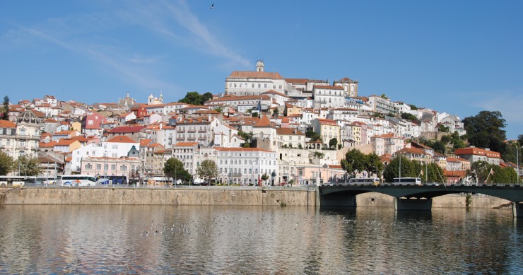 Río Mondego Vista de la ciudad y del río Mondego / Flickr
