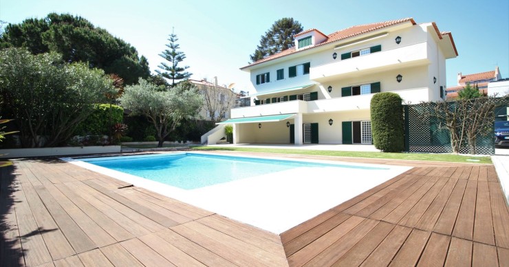 Luxury villa for sale and rent in Lisbon's most exclusive area