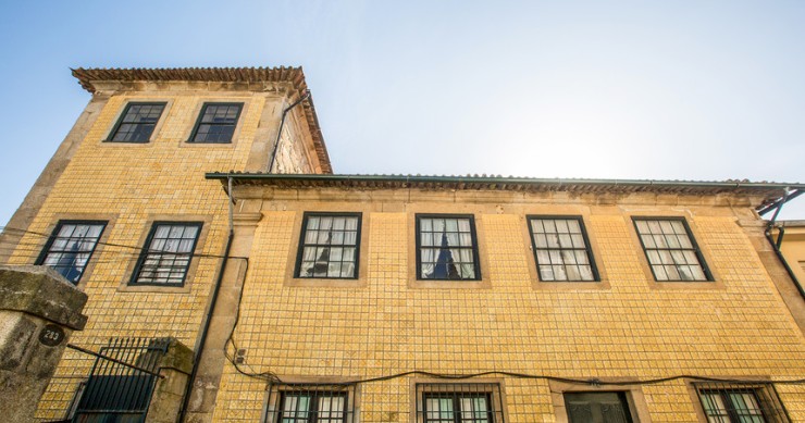 Casa Ferreirinha no Porto convertida em 20 apartamentos de luxo