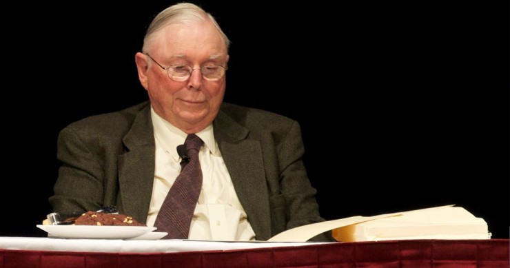 O segredo de Charlie Munger (multimilionário de 95 anos) para ter uma vida longa e feliz 