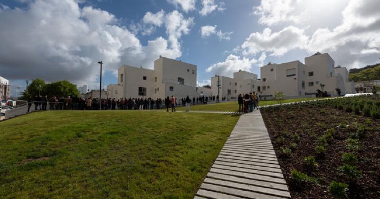 Mais de 800 casas 'dadas' em Lisboa pela autarquia em 2019 – vão beneficiar três mil pessoas