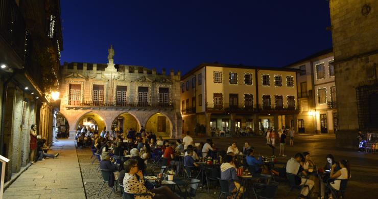 Guimarães: cidade limpa, bonita e bem conservada - porque os turistas só lá ficam um dia?