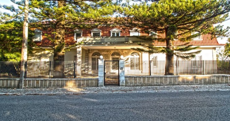 Palais de luxe à restaurer à Estoril, Portugal