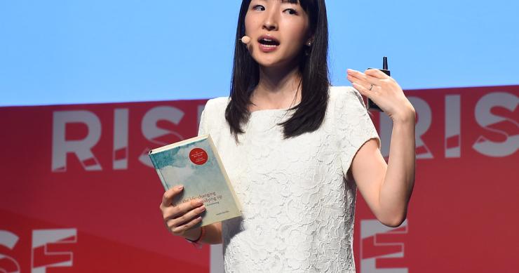 Marie Kondo troca adultos por miúdos e ensina-os a "arrumar a vida" para serem mais felizes