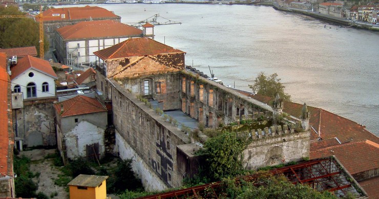 Convento Madre Deus de Monchique no Porto transformado em hotel