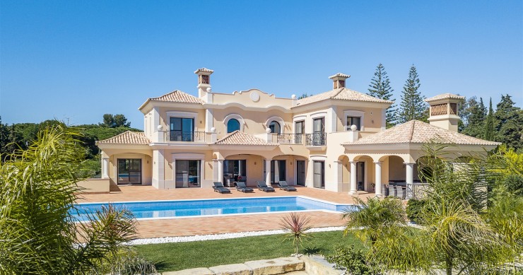 These are the top 15 houses for sale in the Algarve