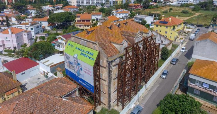 Icónico edifício Villa Longa em Paço de Arcos reabilitado para habitação jovem