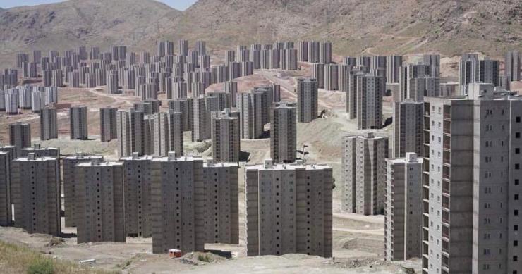 Os prédios inacabados