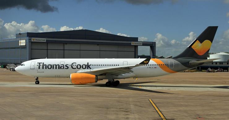 Operador turístico Thomas Cook anuncia falência e deixa cerca de 600 mil turistas sem apoio