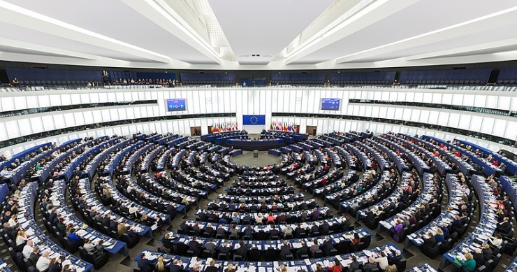 Quem são os eurodeputados que mais ganham fora da política?