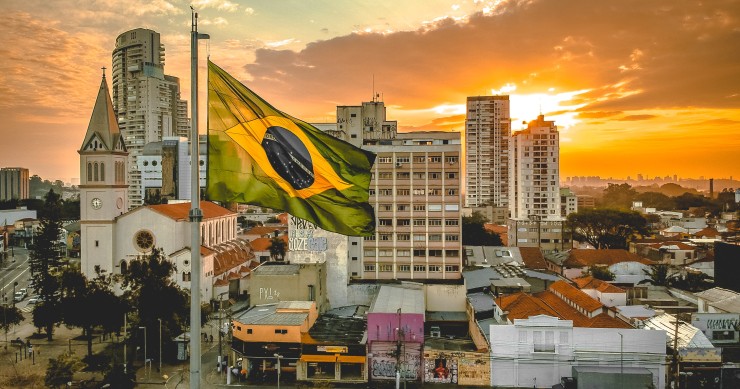 Vistos gold atraem cada vez mais brasileiros (e menos chineses)