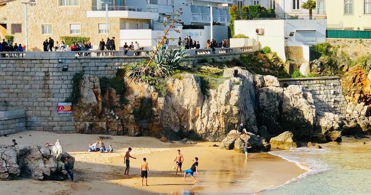 Proprietários que recuperem prédios em Cascais ficam isentos de pagar IMI