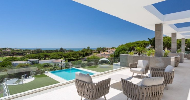 Luxusvilla an der Algarve mit Meerblick