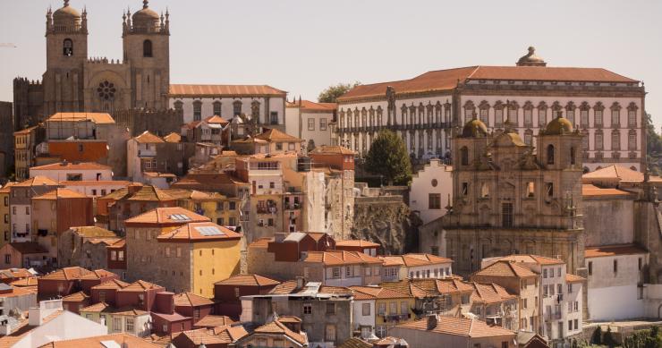 Prédios em centros históricos e imóveis de interesse público ou municipal mantêm isenção de IMI 