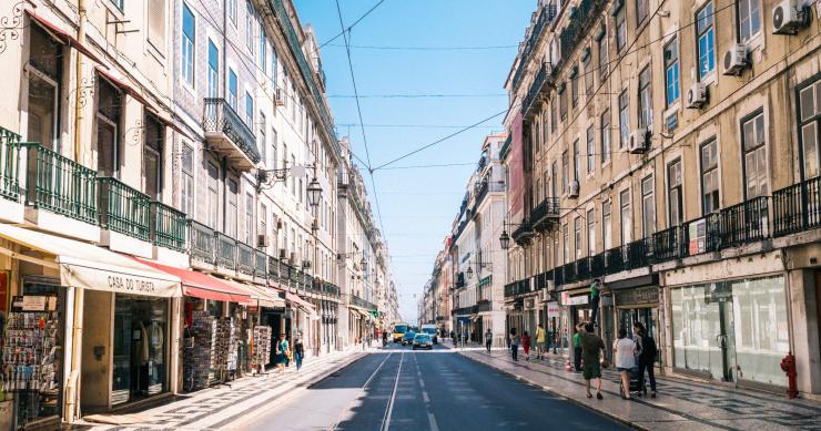 Baixa de Lisboa: carros anteriores a 2005 proibidos de circular a partir de 2021