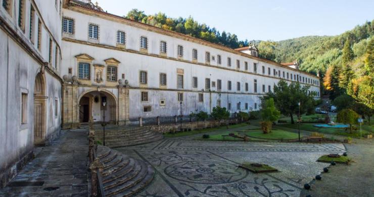 Mosteiro do Larvão e Palacete dos Condes Dias Garcia reabrem como hotéis em 2022