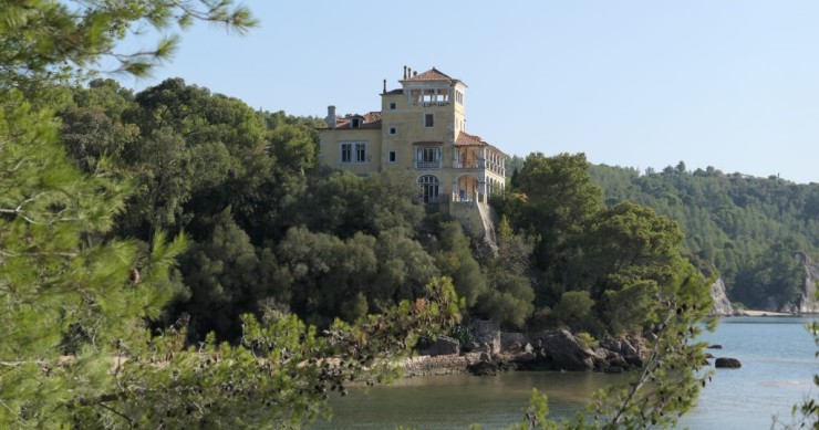 Os escuteiros recusam-se a abandonar o refúgio de Jackie Kennedy na Arrábida