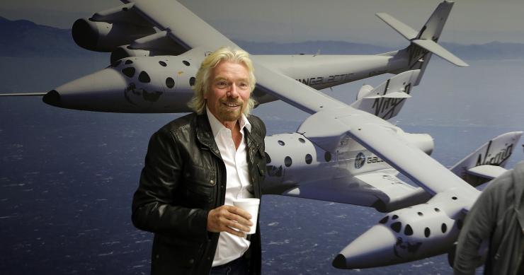Milionário Richard Branson dá mansão nas Caraíbas como garantia para resgatar a Virgin Airlines